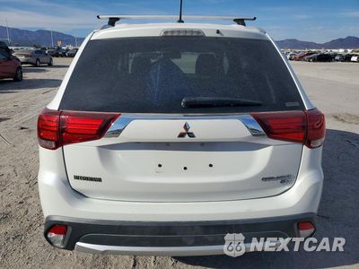 Zdjęcie 6 z 14 samochodu: 2016 MITSUBISHI OUTLANDER GT VIN:JA4JZ4AXXGZ044987 - miniatura