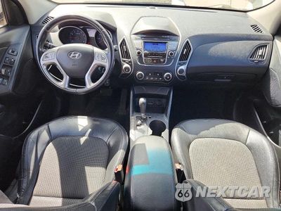 Zdjęcie 8 z 13 samochodu: 2011 HYUNDAI TUCSON GLS VIN:KM8JU3AC5BU265054 - miniatura