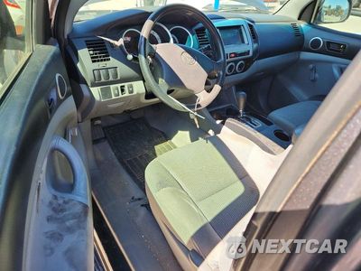 Zdjęcie 8 z 12 samochodu: 2011 TOYOTA TACOMA BASE VIN:5TFPX4EN1BX004607 - miniatura