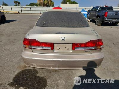 Zdjęcie 6 z 12 samochodu: 2001 HONDA ACCORD LX VIN:JHMCG66531C008364 - miniatura