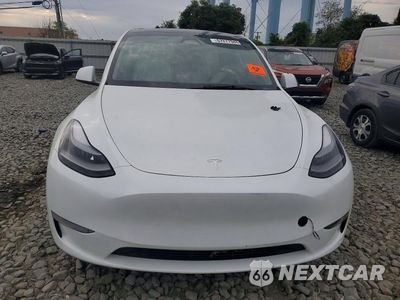 Piąte zdjęcie samochodu w środku: 2024 TESLA MODEL Y VIN:7SAYGDEE7RA233348 - miniatura