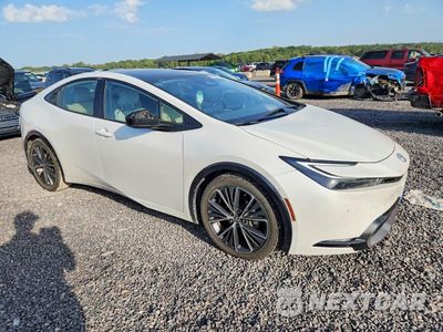 Czwarte zdjęcie samochodu z boku: 2024 TOYOTA PRIUS LIMITED VIN:JTDACAAU5R3030397 - miniatura