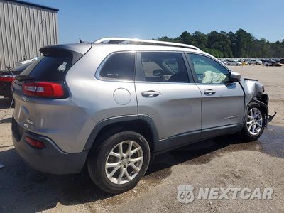 Trzecie zdjęcie samochodu z tyłu: 2016 JEEP CHEROKEE LATITUDE VIN:1C4PJLCBXGW200322 - miniatura