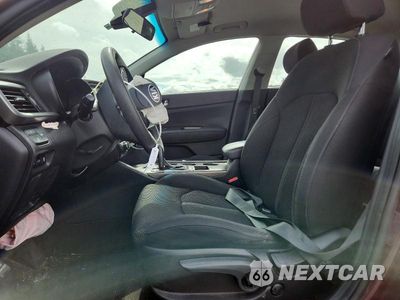 Zdjęcie 7 z 13 samochodu: 2019 KIA OPTIMA LX VIN:5XXGT4L30KG357554 - miniatura