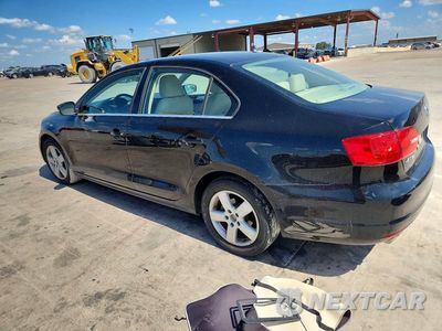 Drugie zdjęcie samochodu z przodu: 2013 VOLKSWAGEN JETTA SE VIN:3VWDX7AJ2DM212153 - miniatura