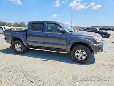 Czwarte zdjęcie samochodu z boku: 2014 TOYOTA TACOMA VIN:3TMLU4EN6EM137834 - miniatura