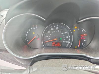 Zdjęcie 9 z 13 samochodu: 2015 KIA SORENTO LX VIN:5XYKTDA62FG642569 - miniatura