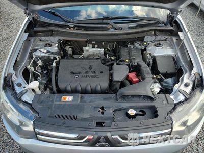 Zdjęcie 12 z 13 samochodu: 2014 MITSUBISHI OUTLANDER SE VIN:JA4AD3A35EZ017442 - miniatura