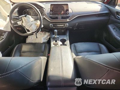 Zdjęcie 8 z 13 samochodu: 2019 NISSAN ALTIMA SL VIN:1N4BL4EV4KC181736 - miniatura
