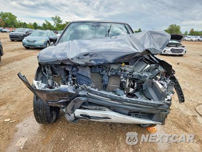Piąte zdjęcie samochodu w środku: 2022 NISSAN FRONTIER PRO-4X VIN:1N6ED1EK0NN670648 - miniatura