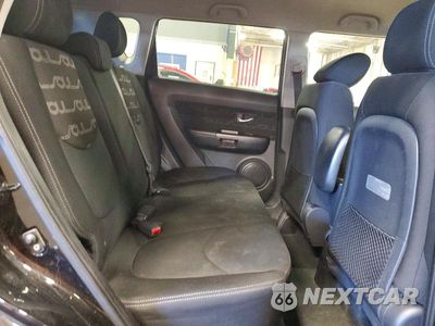 Zdjęcie 11 z 13 samochodu: 2012 KIA SOUL + VIN:KNDJT2A67C7742384 - miniatura
