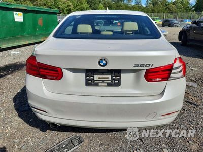 Zdjęcie 6 z 12 samochodu: 2018 BMW 320 I VIN:WBA8E1G51JNU90882 - miniatura