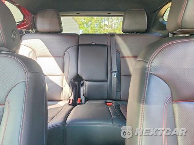 Zdjęcie 10 z 14 samochodu: 2020 CHEVROLET BLAZER RS VIN:3GNKBERS2LS692576 - miniatura