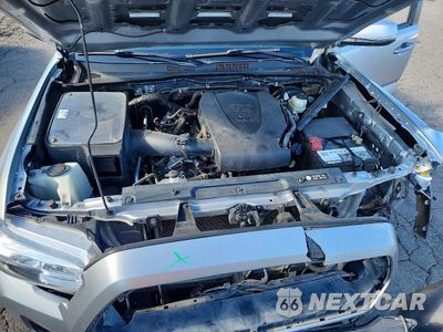 Zdjęcie 11 z 12 samochodu: 2017 TOYOTA TACOMA TRD SPORT VIN:3TMCZ5AN0HM121274 - miniatura