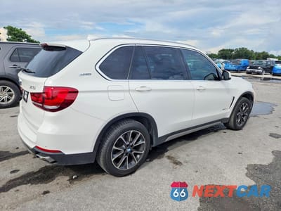 Trzecie zdjęcie samochodu z tyłu: 2017 BMW X5 XDR40E VIN:5UXKT0C30H0V97151 - miniatura