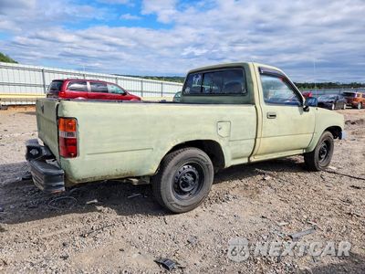Trzecie zdjęcie samochodu z tyłu: 1990 TOYOTA PICKUP 1/2 TON SHORT WHEELBASE VIN:JT4RN81A9L0057896 - miniatura
