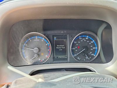 Zdjęcie 9 z 13 samochodu: 2018 TOYOTA RAV4 XLE VIN:2T3WFREV3JW492375 - miniatura