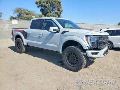 Czwarte zdjęcie samochodu z boku: 2023 FORD F150 RAPTOR VIN:1FTFW1RG0PFB96902 - miniatura