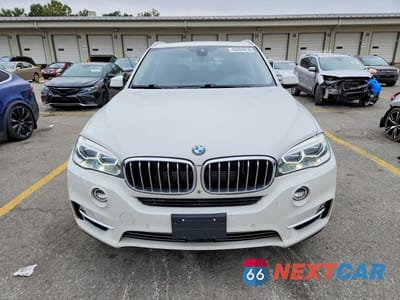 Piąte zdjęcie samochodu w środku: 2016 BMW X5 XDR40E VIN:5UXKT0C54G0S76164 - miniatura