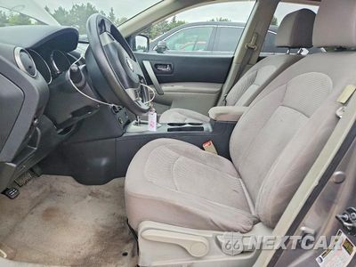 Zdjęcie 7 z 12 samochodu: 2010 NISSAN ROGUE S VIN:JN8AS5MV5AW135463 - miniatura