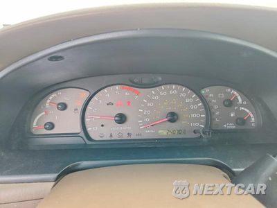 Zdjęcie 9 z 13 samochodu: 2003 TOYOTA SEQUOIA SR5 VIN:5TDZT34A33S176755 - miniatura