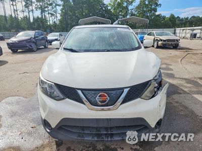 Piąte zdjęcie samochodu w środku: 2018 NISSAN ROGUE SPORT S VIN:JN1BJ1CP2JW162590 - miniatura