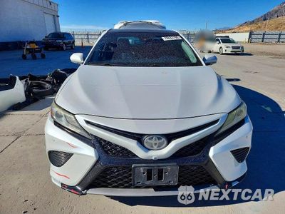 Piąte zdjęcie samochodu w środku: 2018 TOYOTA CAMRY XSE V6 VIN:4T1BZ1HK7JU001873 - miniatura