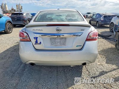 Zdjęcie 6 z 13 samochodu: 2013 NISSAN ALTIMA 2.5 VIN:1N4AL3AP3DN580027 - miniatura