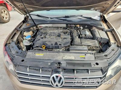 Zdjęcie 11 z 12 samochodu: 2015 VOLKSWAGEN PASSAT SE VIN:1VWBV7A34FC045099 - miniatura