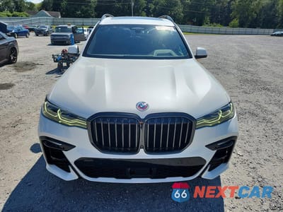 Piąte zdjęcie samochodu w środku: 2022 BMW X7 M50I VIN:5UXCX6C0XN9M42616 - miniatura