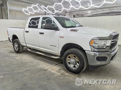 Czwarte zdjęcie samochodu z boku: 2019 RAM 2500 TRADESMAN VIN:3C6UR5CJ1KG616336 - miniatura