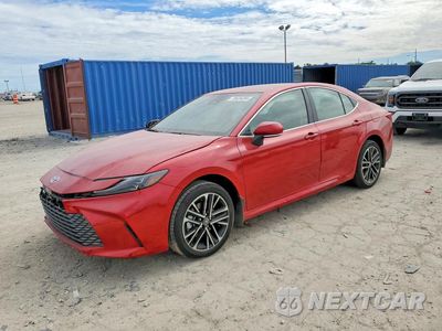 2026 TOYOTA CAMRY XLE 4T1DBADKXTU070823 - główne zdjęcie licytacji z USA - miniatura