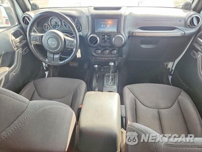 Zdjęcie 8 z 12 samochodu: 2014 JEEP WRANGLER UNLIMITED SPORT VIN:1C4BJWDG0EL125151 - miniatura