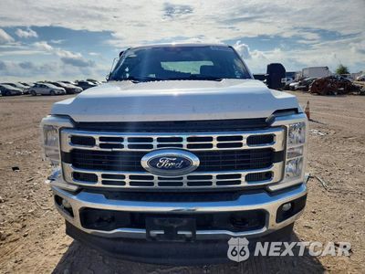 Piąte zdjęcie samochodu w środku: 2023 FORD F250 SUPER DUTY VIN:1FT7W2BT9PED21029 - miniatura