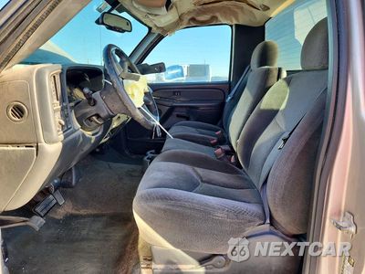 Zdjęcie 7 z 12 samochodu: 2005 CHEVROLET SILVERADO C1500 VIN:1GCEC14V05E201612 - miniatura