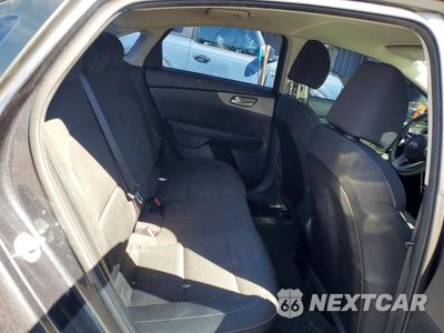 Zdjęcie 10 z 13 samochodu: 2019 KIA FORTE LXS VIN:3KPF24AD5KE018629 - miniatura