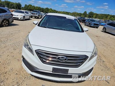 Piąte zdjęcie samochodu w środku: 2015 HYUNDAI SONATA SPORT VIN:5NPE34AF5FH054316 - miniatura