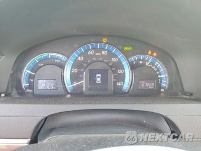 Zdjęcie 9 z 12 samochodu: 2012 TOYOTA CAMRY HYBRID LE VIN:4T1BD1FK3CU050881 - miniatura