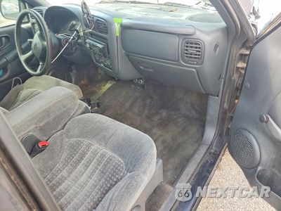 Zdjęcie 8 z 12 samochodu: 2001 CHEVROLET S TRUCK S10 VIN:1GCCS19W018121702 - miniatura