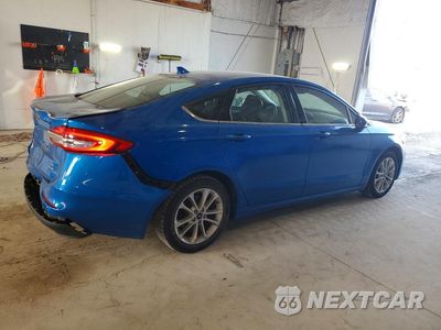 Trzecie zdjęcie samochodu z tyłu: 2020 FORD FUSION SE VIN:3FA6P0LU6LR164156 - miniatura
