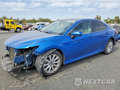 2019 TOYOTA CAMRY LE 4T1B11HK7KU243006 - główne zdjęcie licytacji z USA - miniatura