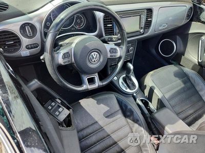 Zdjęcie 8 z 13 samochodu: 2014 VOLKSWAGEN BEETLE VIN:3VW5L7AT9EM817905 - miniatura
