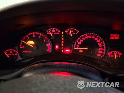 Zdjęcie 9 z 12 samochodu: 2004 PONTIAC BONNEVILLE SE VIN:1G2HX52K34U194746 - miniatura