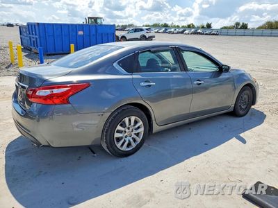 Trzecie zdjęcie samochodu z tyłu: 2017 NISSAN ALTIMA 2.5 S VIN:1N4AL3APXHC474725 - miniatura