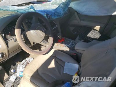 Zdjęcie 8 z 13 samochodu: 2010 AUDI Q7 PREMIUM PLUS VIN:WA1LYAFE0AD007257 - miniatura