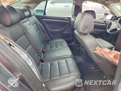 Zdjęcie 10 z 13 samochodu: 2006 VOLKSWAGEN JETTA 2.5 VIN:3VWRF81K56M624190 - miniatura
