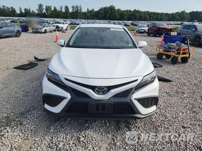 Piąte zdjęcie samochodu w środku: 2024 TOYOTA CAMRY SE VIN:4T1T11AK4RU899138 - miniatura