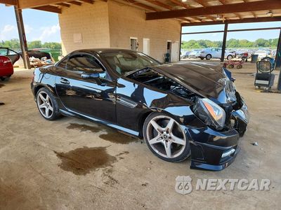 Czwarte zdjęcie samochodu z boku: 2014 MERCEDES-BENZ SLK 350 VIN:WDDPK5HA1EF079594 - miniatura
