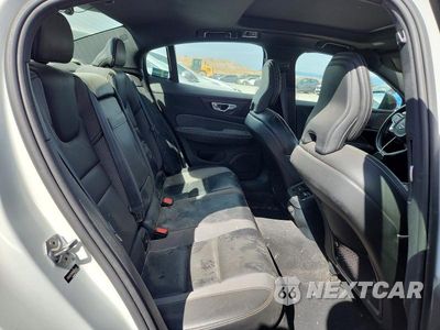 Zdjęcie 10 z 12 samochodu: 2021 VOLVO S60 T6 R-DESIGN VIN:7JRA22TMXMG091446 - miniatura