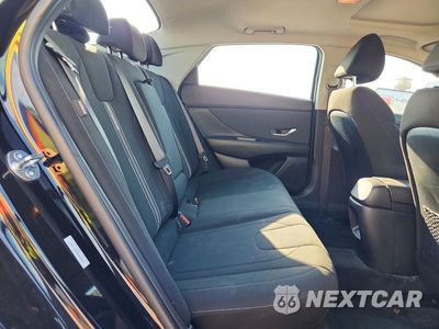 Zdjęcie 10 z 12 samochodu: 2025 HYUNDAI ELANTRA SEL VIN:KMHLS4DG8SU952239 - miniatura